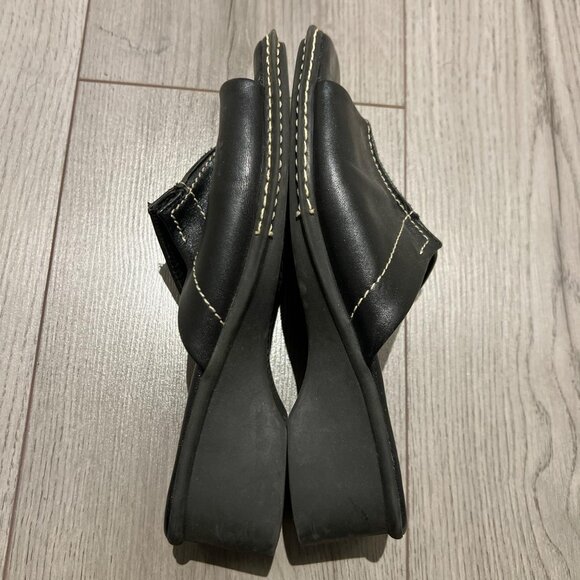 Vintage Black Feet first Sandals Made in Romania - Picture 5 of 5